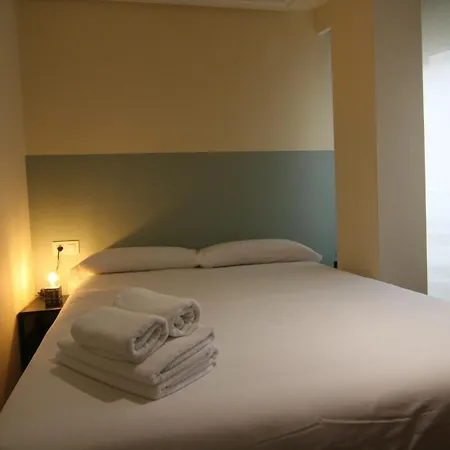 3b.descansa Y Disfruta En El Corazón De Burgas Ourense